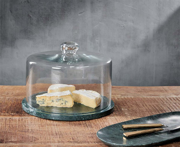 cheese dish with lid